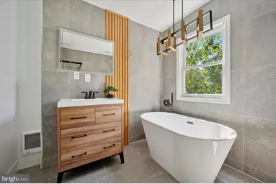 2124 Pierce Street, Philadelphia, PA 19145 - Photo 14