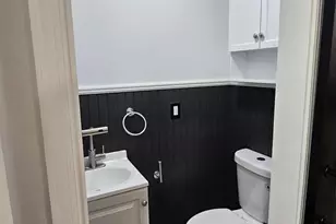 853 N 45th St, Philadelphia, PA 19104 - Photo 4