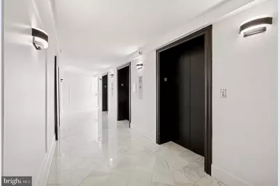 2001 Hamilton Street #1221, Philadelphia, PA 19130 - Photo 4