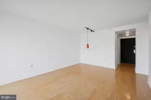 2001 Hamilton St, Philadelphia, PA 19130 - Photo 12