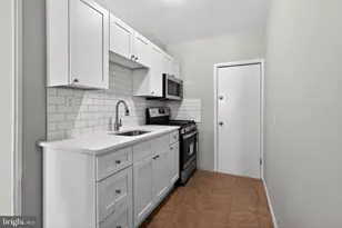 3923 Arcadia St, Philadelphia, PA 19124 - Photo 10