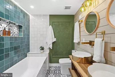 1410 S Bouvier Street, Philadelphia, PA 19146 - Photo 16