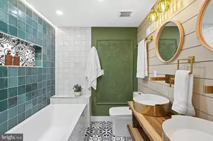 1410 S Bouvier St, Philadelphia, PA 19146 - Photo 16