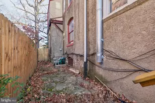 1018 S 49th St, Philadelphia, PA 19143 - Photo 18