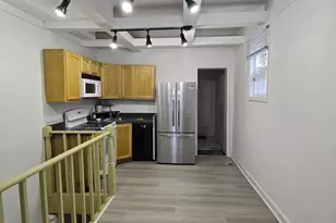 1009 W Susquehanna Ave, Philadelphia, PA 19122 - Photo 4