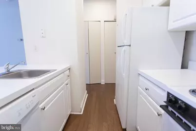 1600-6 Walnut Street #1005, Philadelphia, PA 19103 - Photo 8