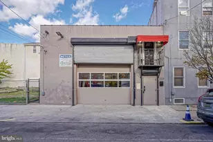 2005 E Sergeant St, Philadelphia, PA 19125 - Photo 2