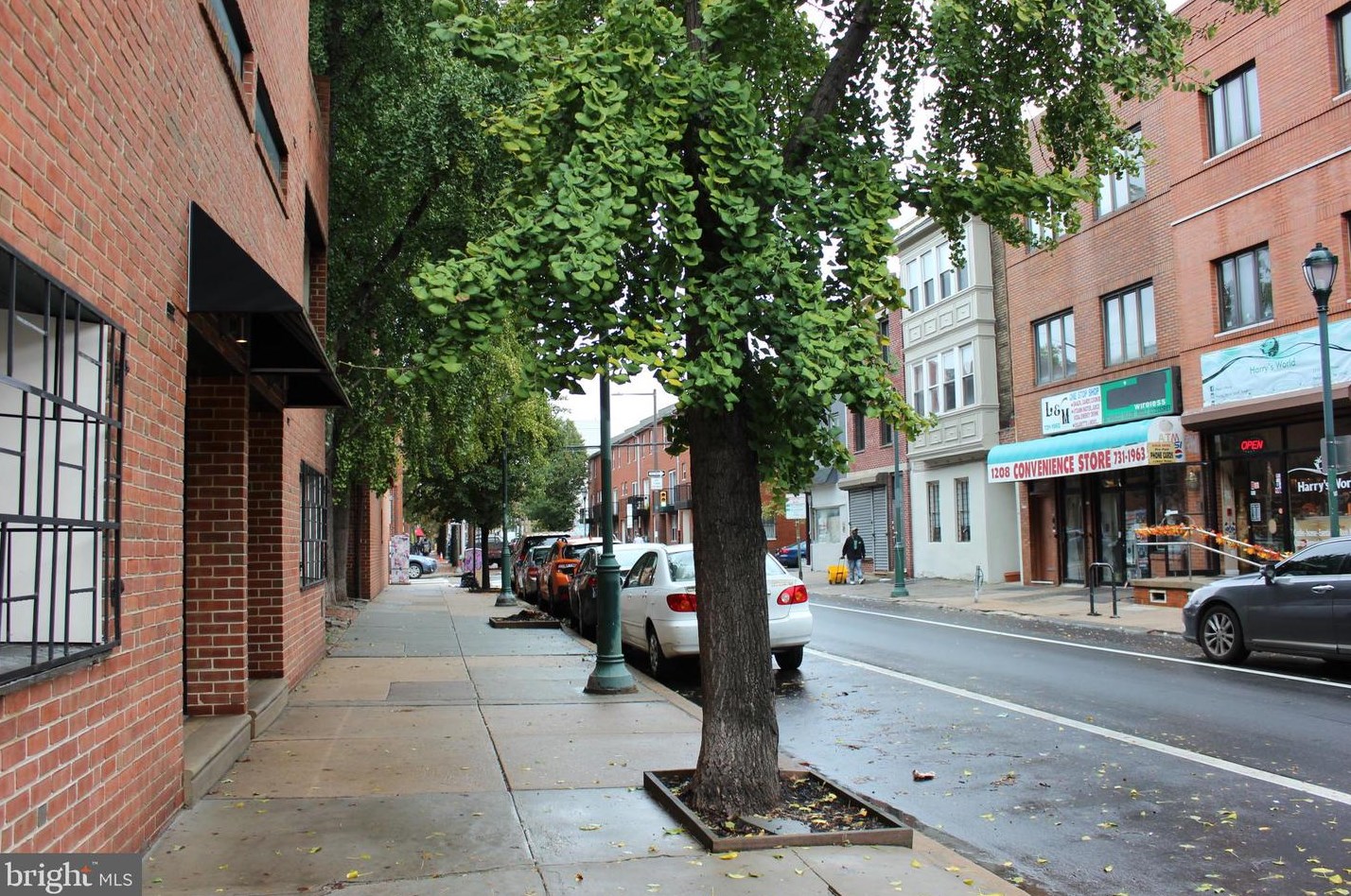 1213 South St, Philadelphia PA  19147-1820 exterior