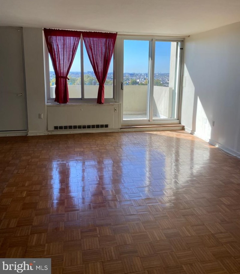 604 S Washington Square #1011, Philadelphia, PA 19106