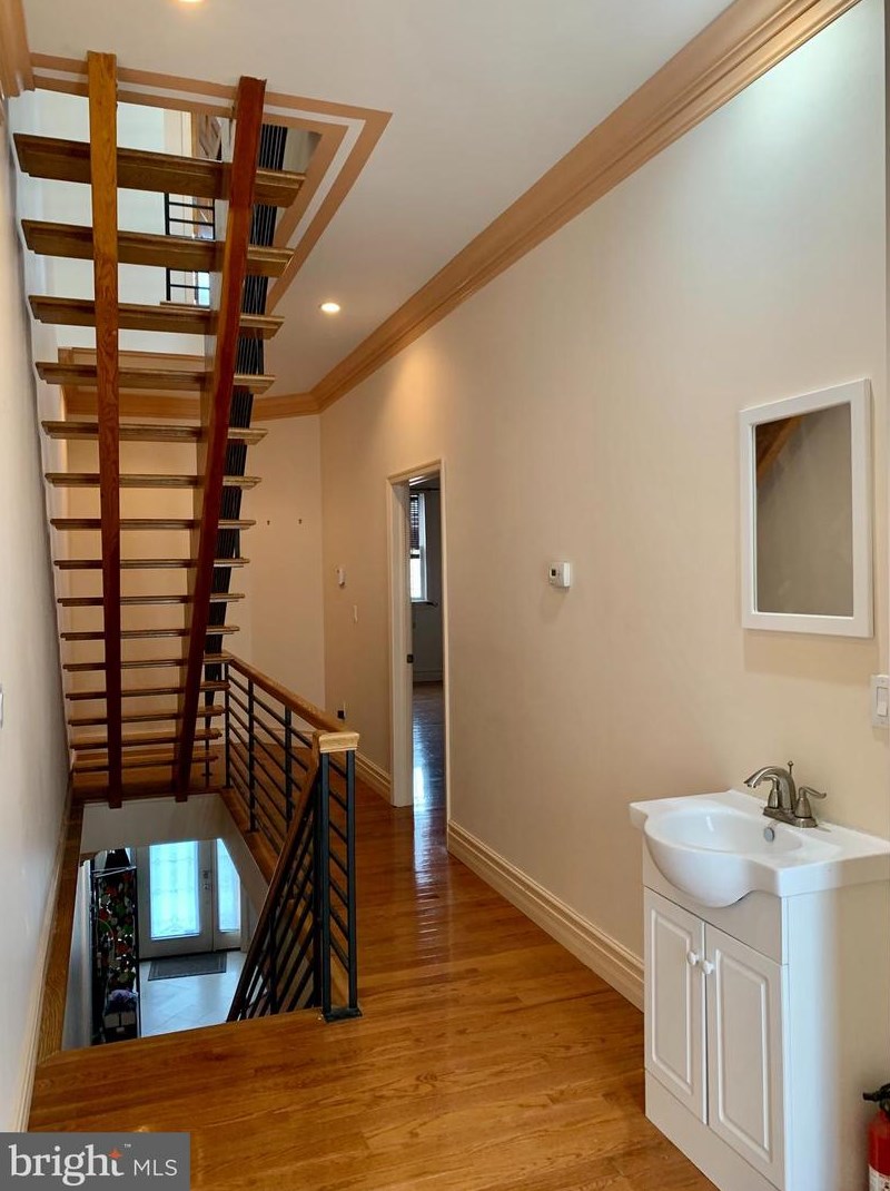 1321 Moyamensing Ave, Philadelphia, PA 19147-6014