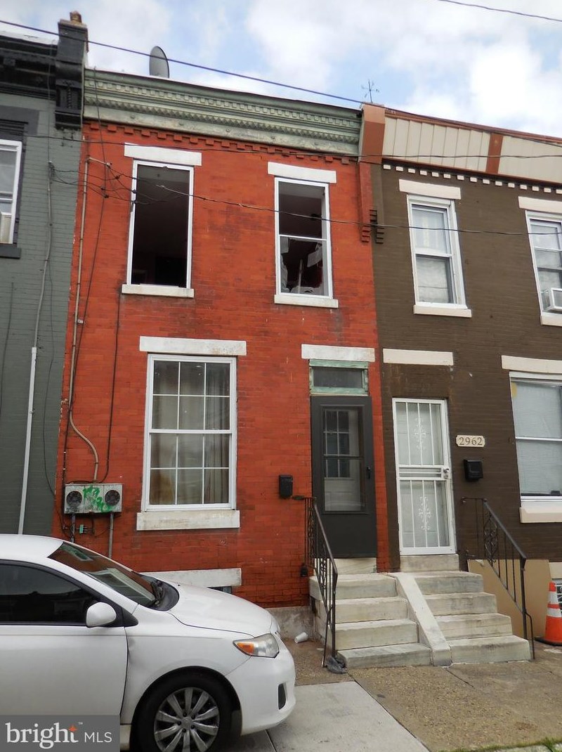 2960 Ella St, Philadelphia, PA 19134-2820