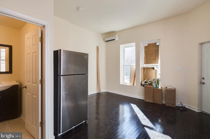 1249 S 21st St #1f, Philadelphia, PA 19146