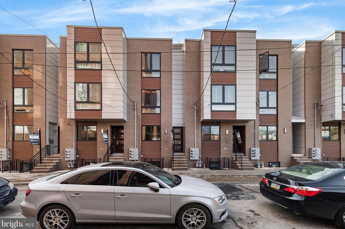 1616 Cambridge St, Philadelphia, PA 19130-0016