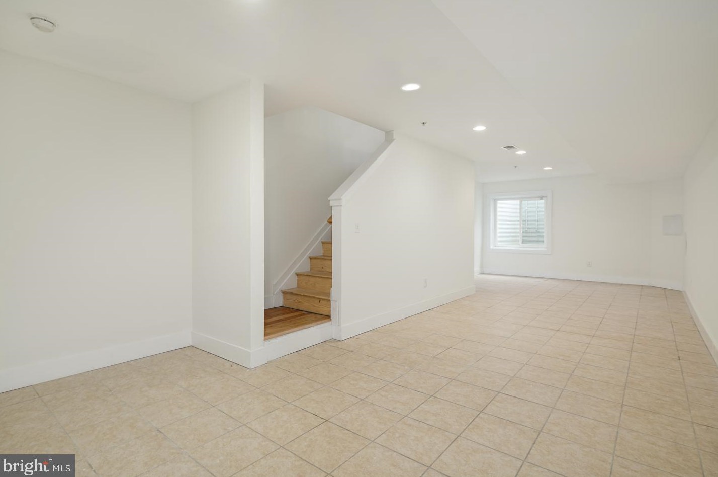 2028 Trenton Ave, Philadelphia PA 19125-2014 exterior