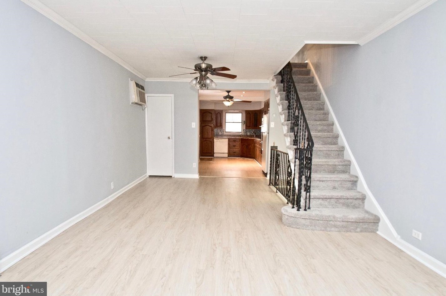 2509 Sartain St, Philadelphia, PA 19133-1409
