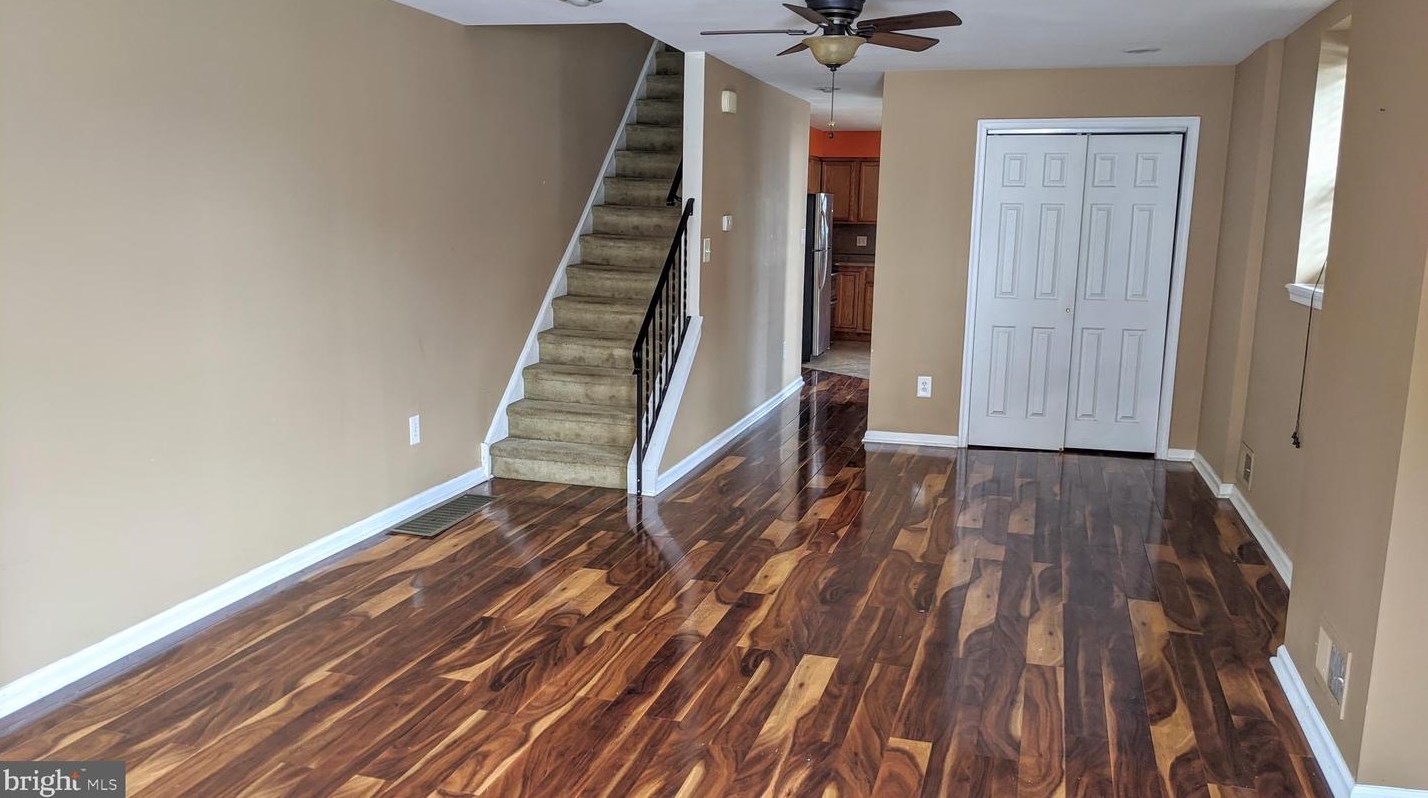 3115 Tasker St, Philadelphia PA  19145-1120 exterior