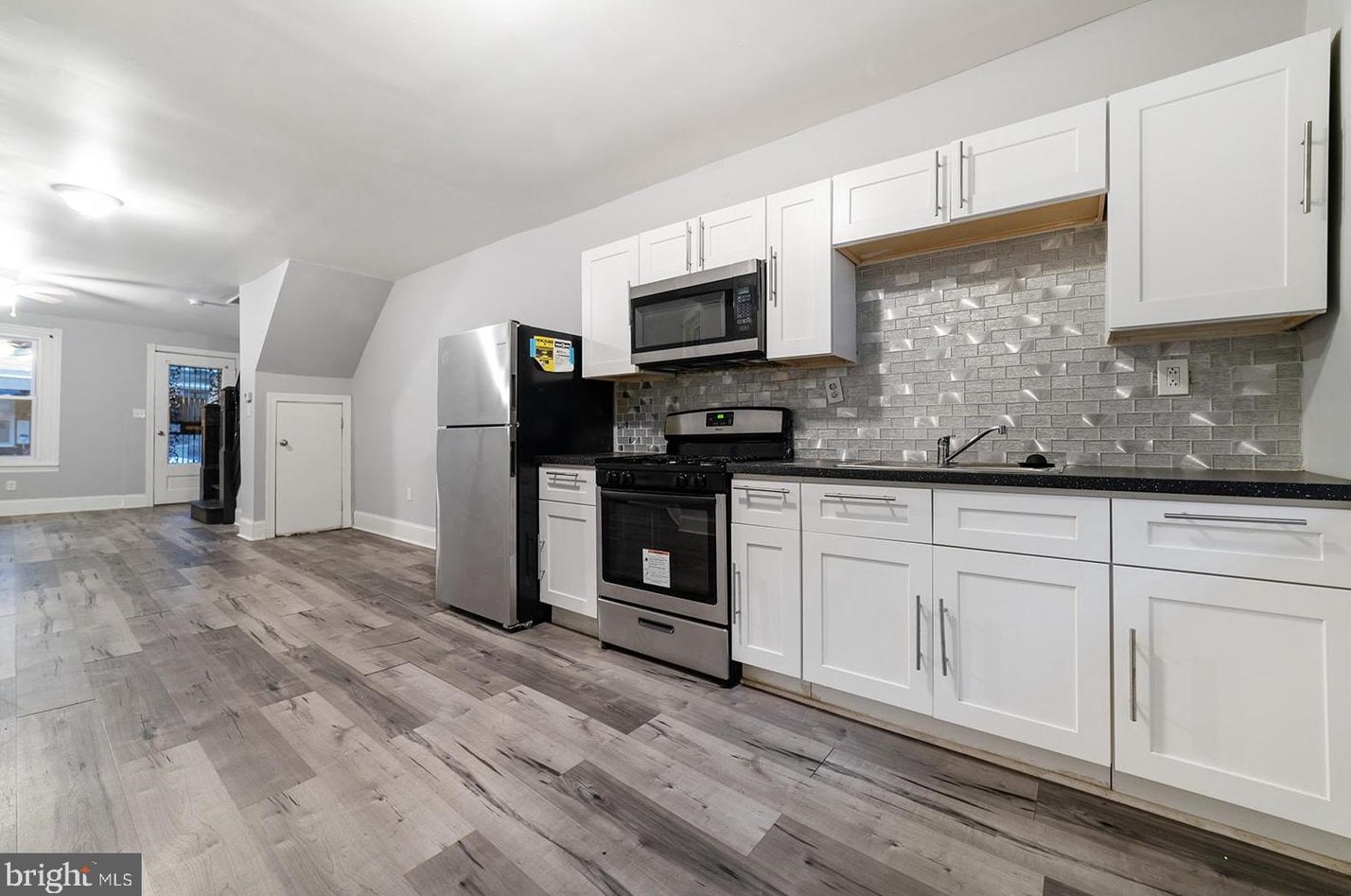 29 Felton St, Philadelphia, PA 19139-2221