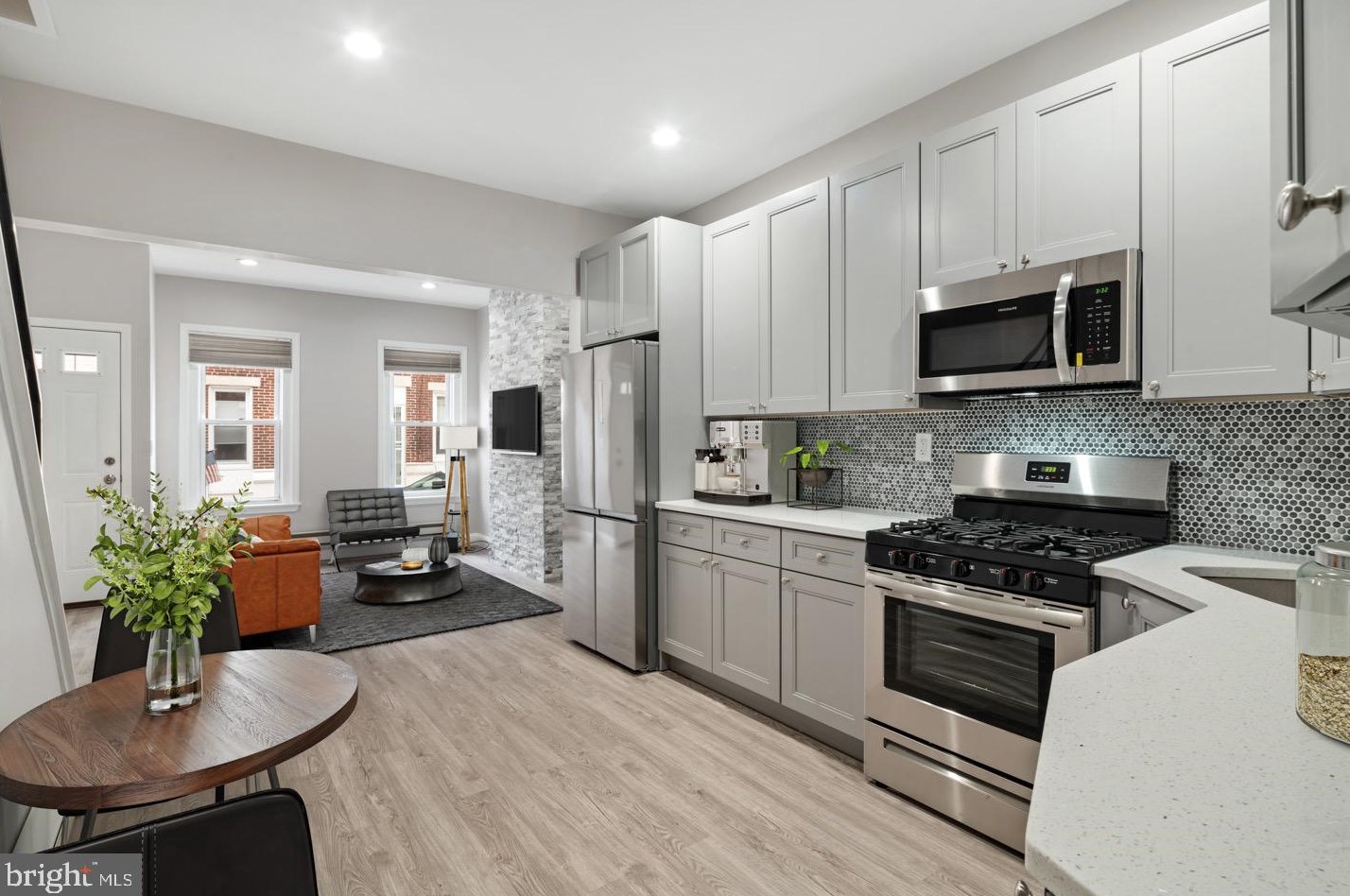 1264 Dover St, Philadelphia, PA 19146-3620