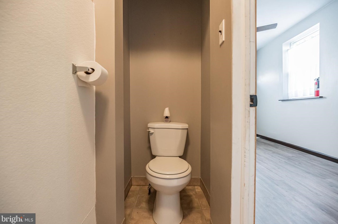 3251 Miller St, Philadelphia PA 19134-5226 exterior