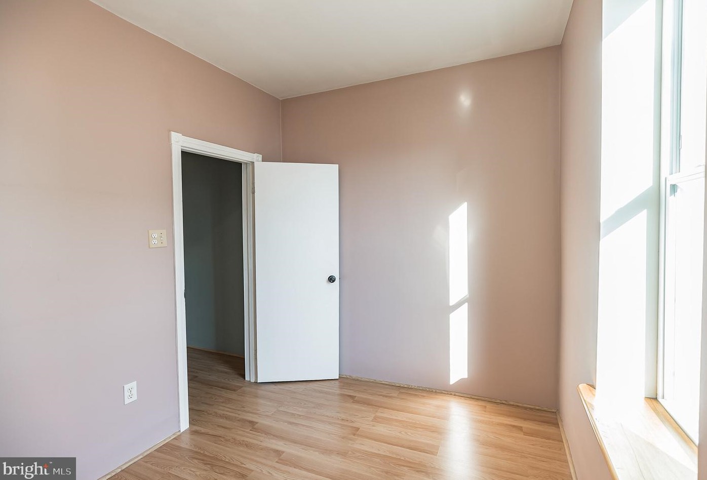 3251 Miller St, Philadelphia PA 19134-5226 exterior