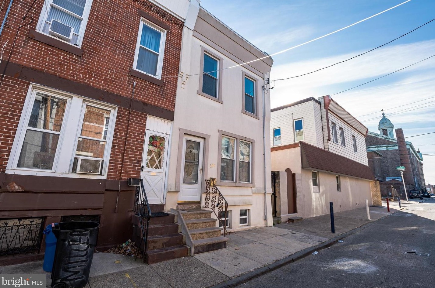 3251 Miller St, Philadelphia PA 19134-5226 exterior