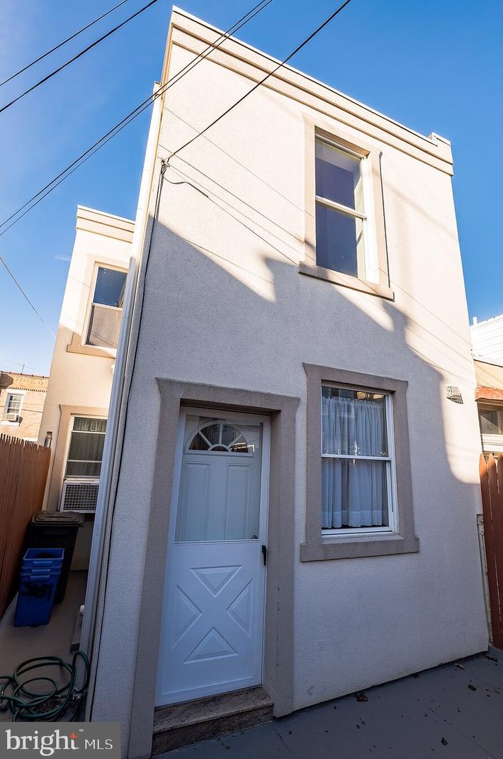 3251 Miller St, Philadelphia PA 19134-5226 exterior