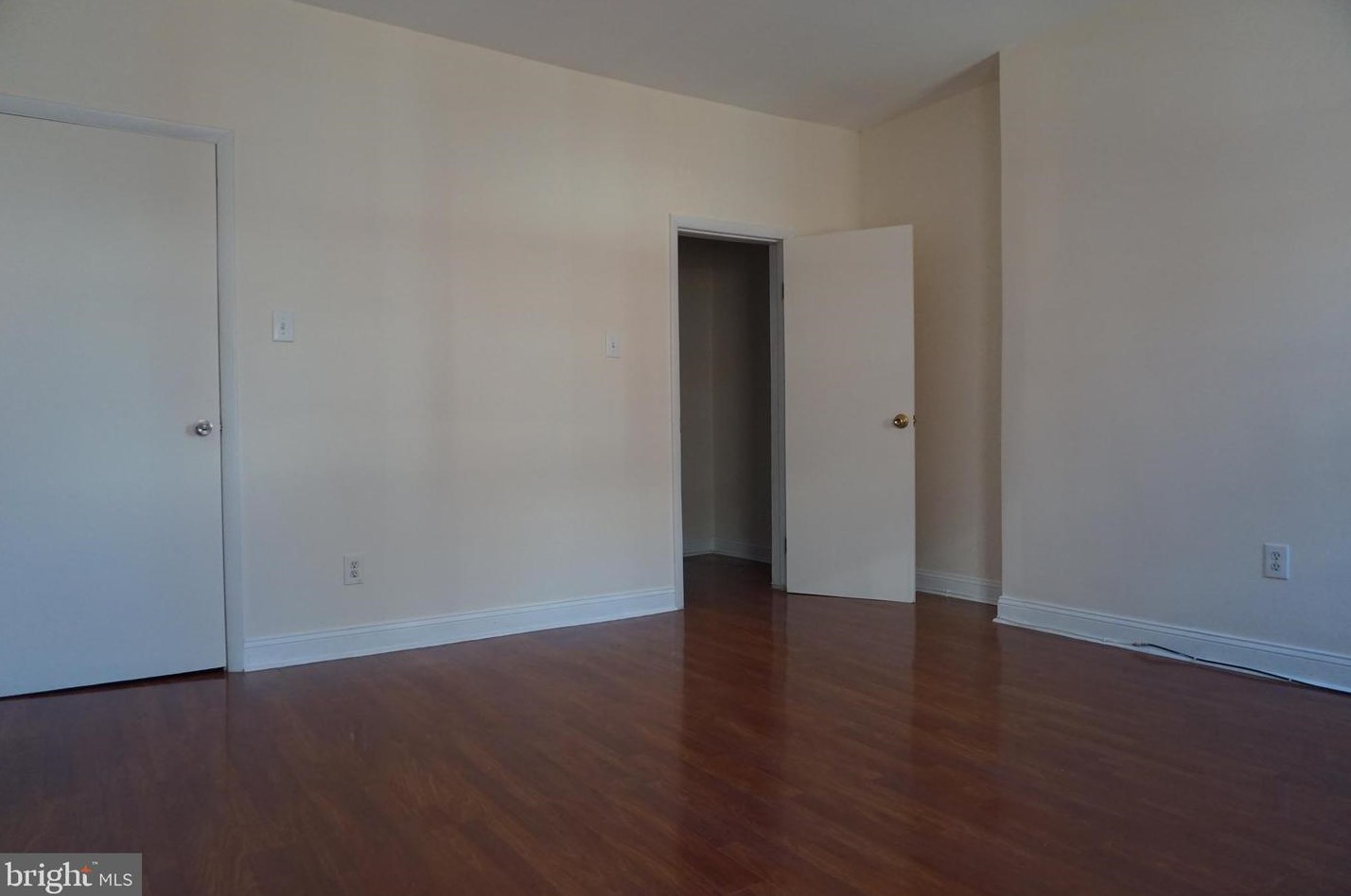 228 N Camac St #2nd Fl, Philadelphia, PA 19107