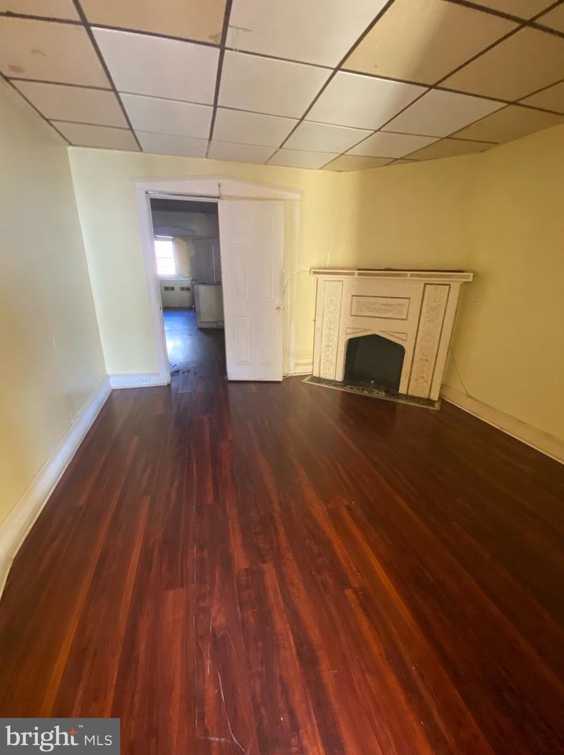 4125 L St, Philadelphia, PA 19124-5314