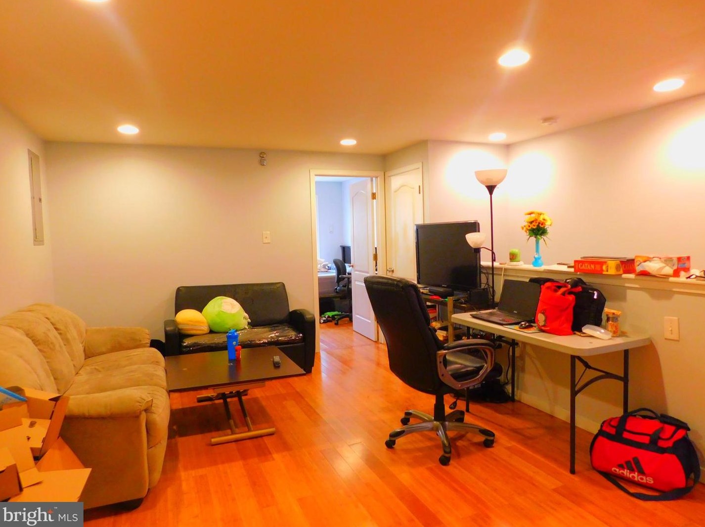 1525 W Seybert St #a, Philadelphia, PA 19121