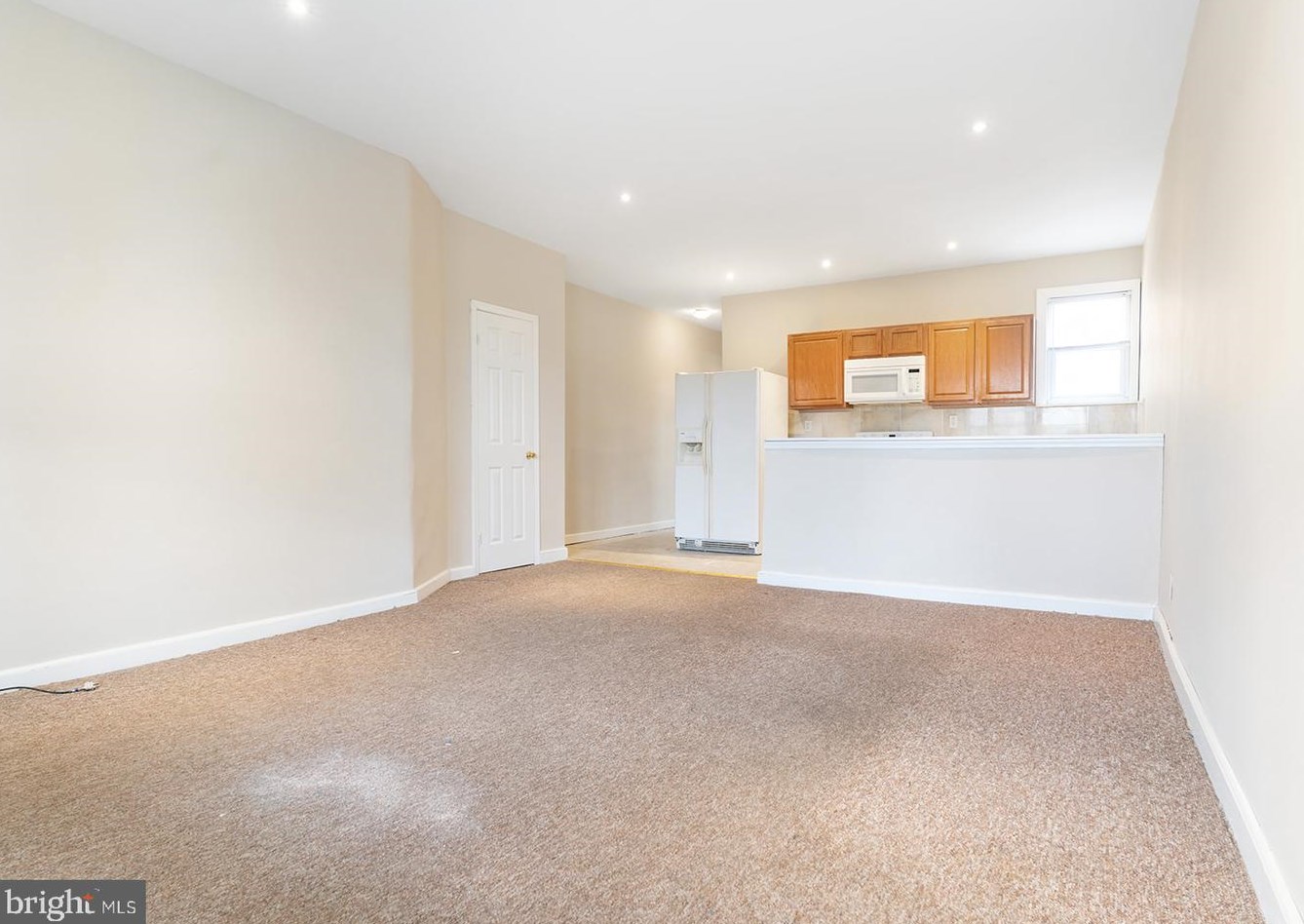 6025 Catharine St #b, Philadelphia, PA 19143