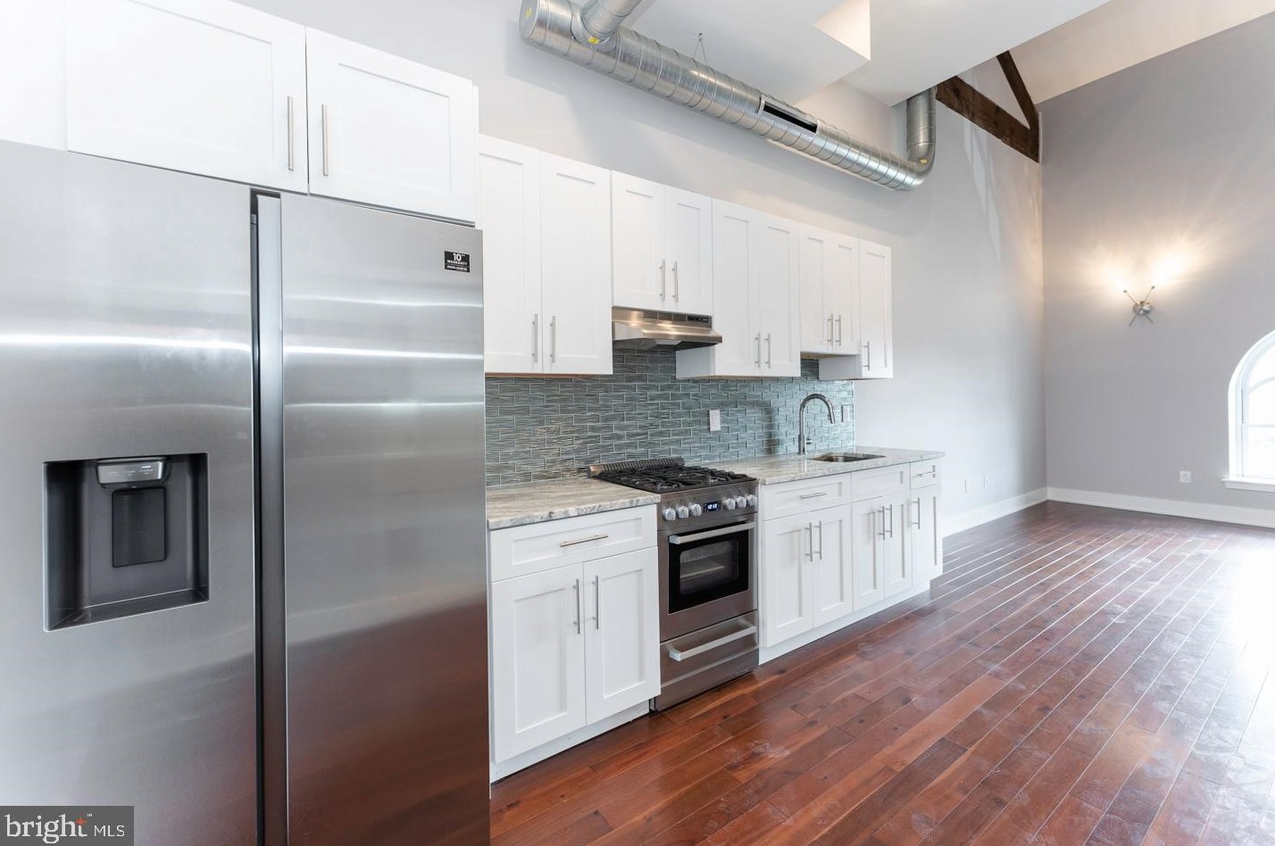 1001 S 4th St #33, Philadelphia, PA 19147