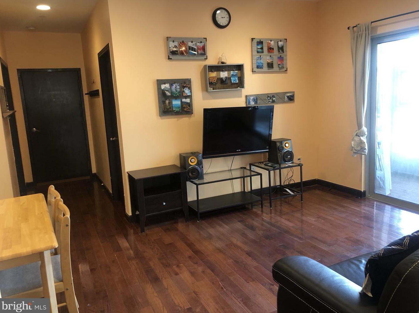 211 N Camac St #4d, Philadelphia, PA 19107