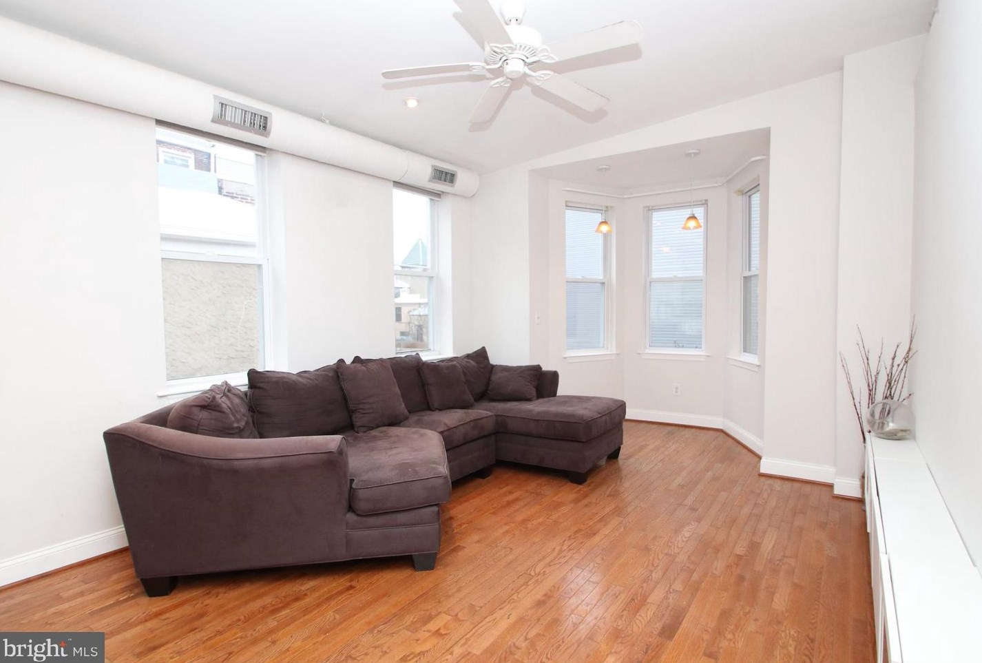 1757 Frankford Ave, Philadelphia, PA 19125-2422