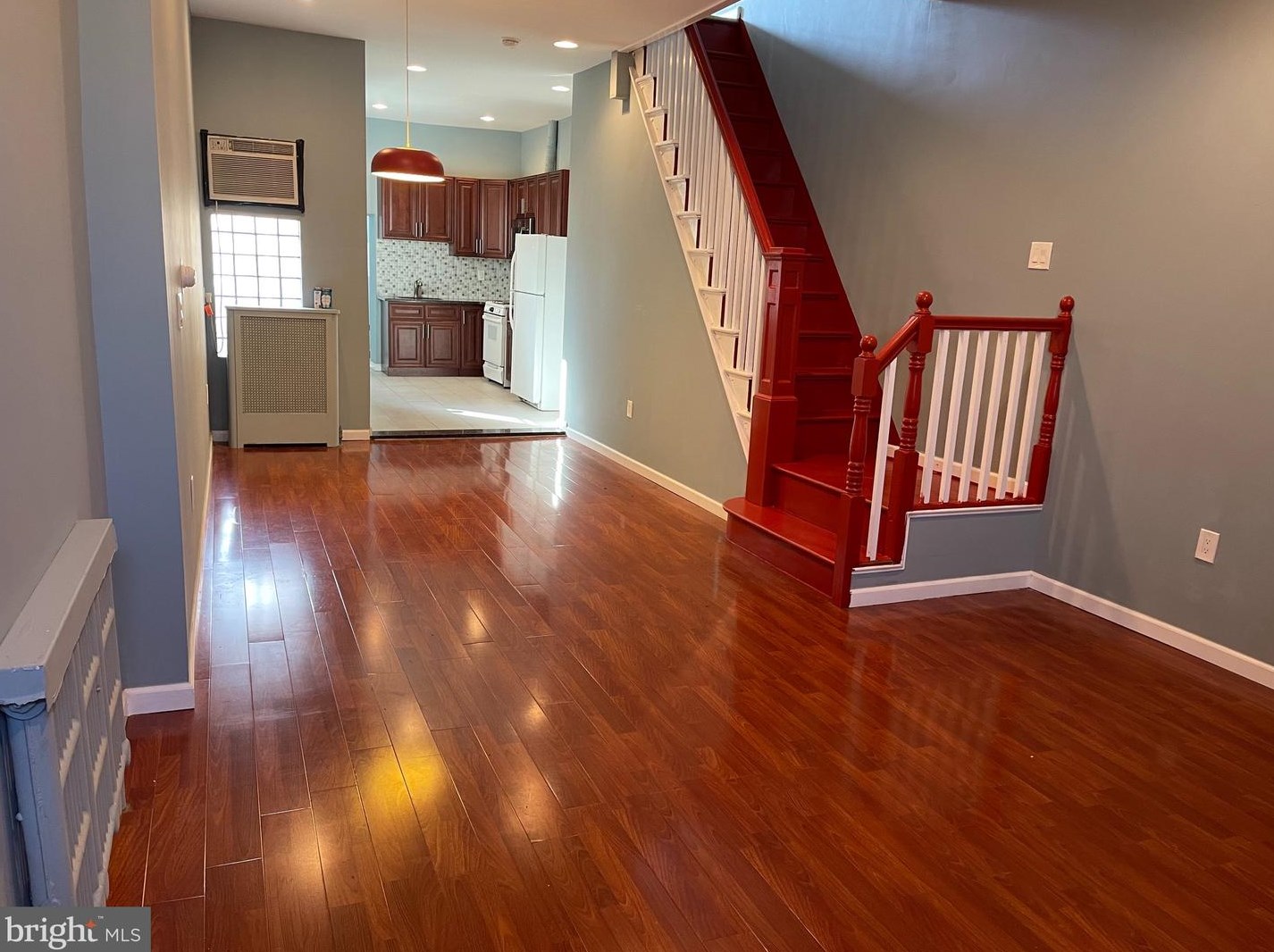 2520 Lehigh Ave, Philadelphia PA  19125-3833 exterior