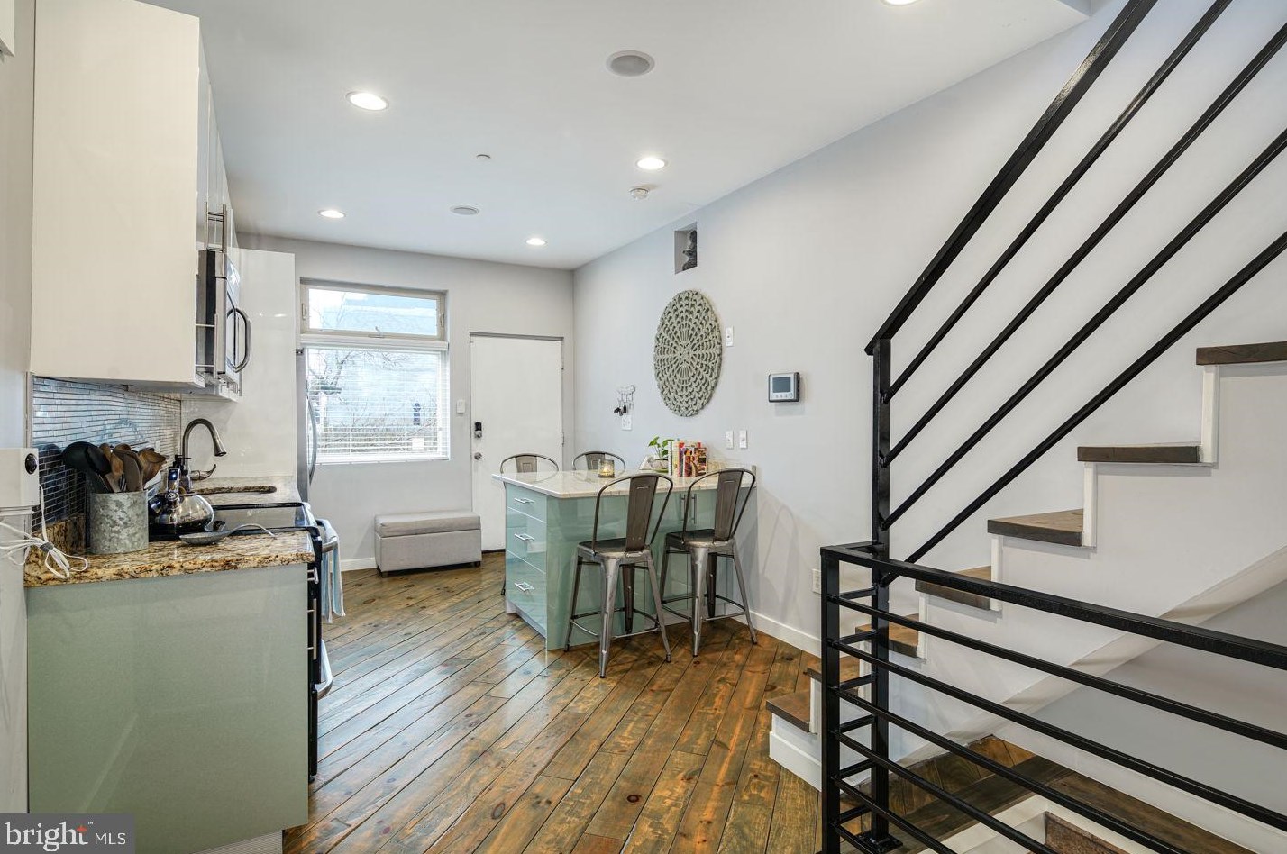 2109 Abigail St, Philadelphia PA 19125-1943 exterior