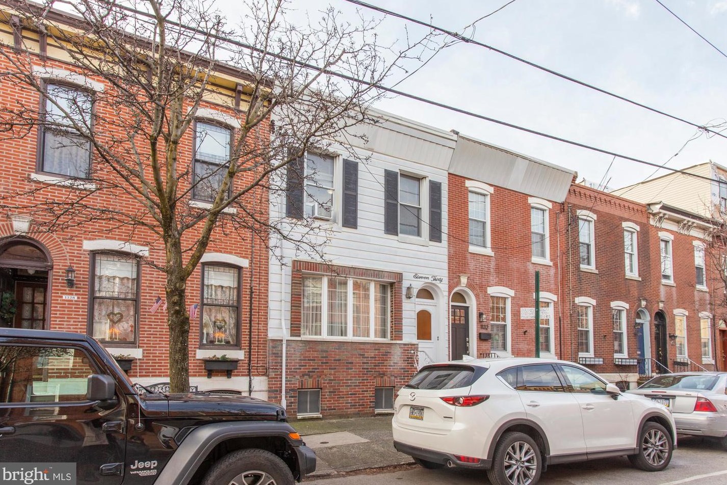 1130 Tasker St, Philadelphia PA  19148-1128 exterior
