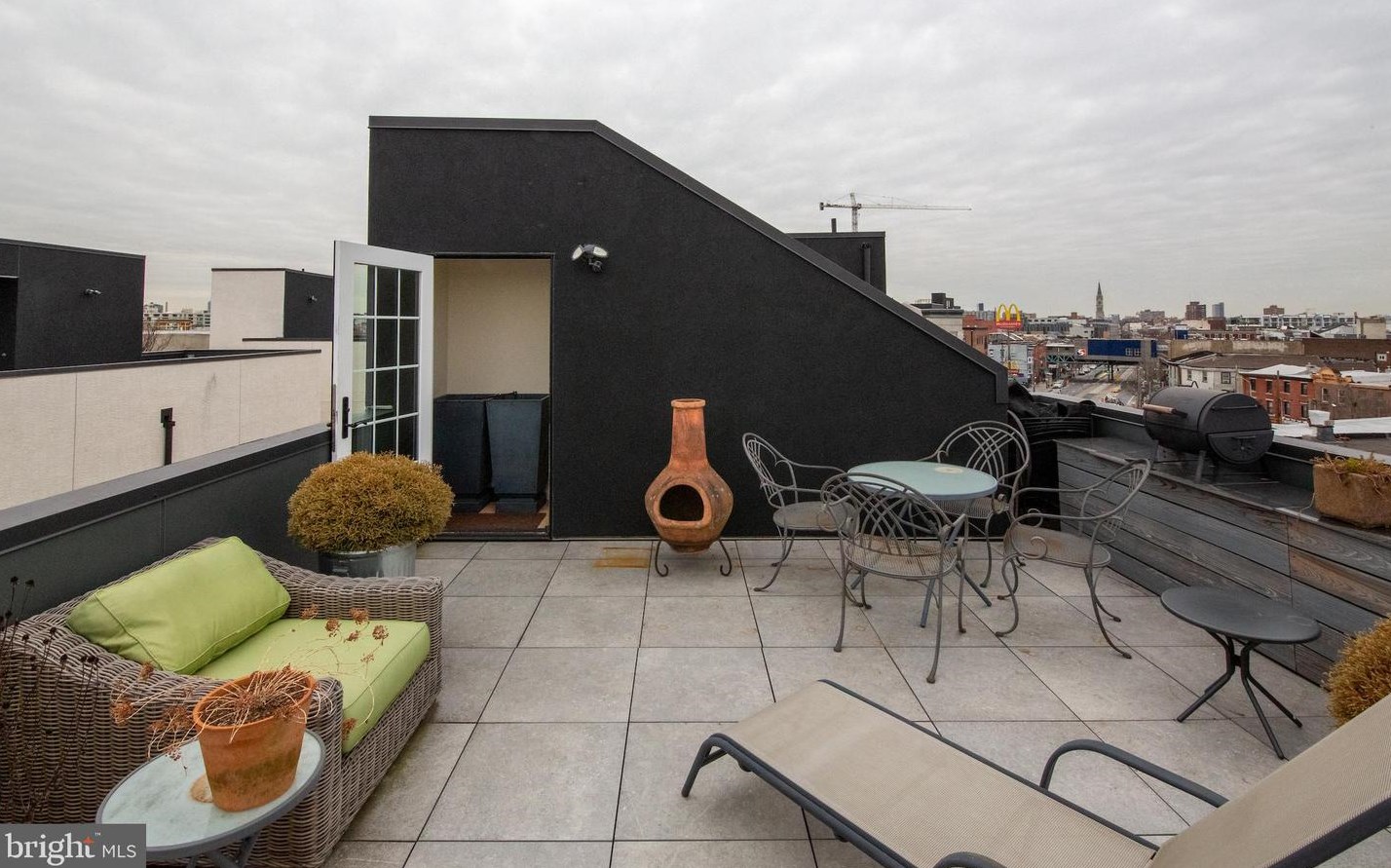 1130 Shackamaxon St, Philadelphia PA  19125-4134 exterior