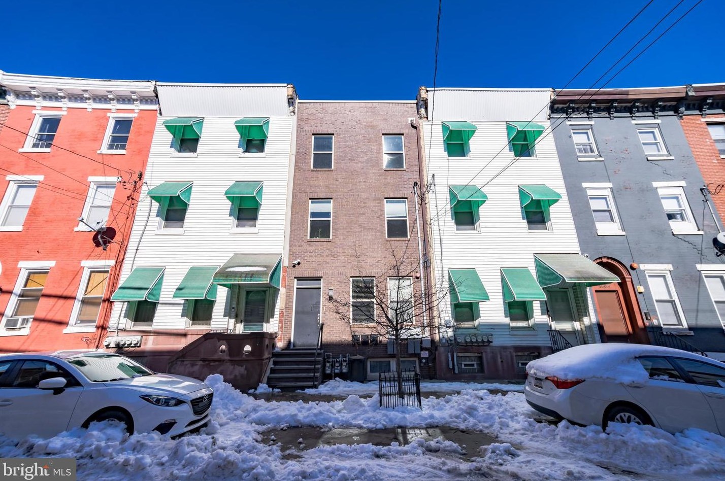 1607 Brown St, Philadelphia, PA 19130-2806
