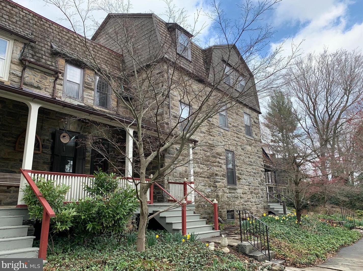 329 Moreland Ave, Philadelphia, PA 19118-4011