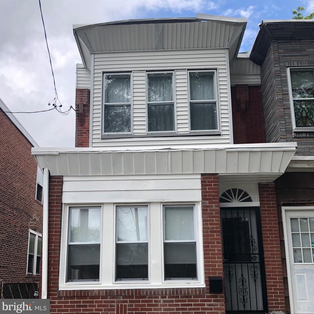 2837 81st St, Philadelphia, PA 19153-1621