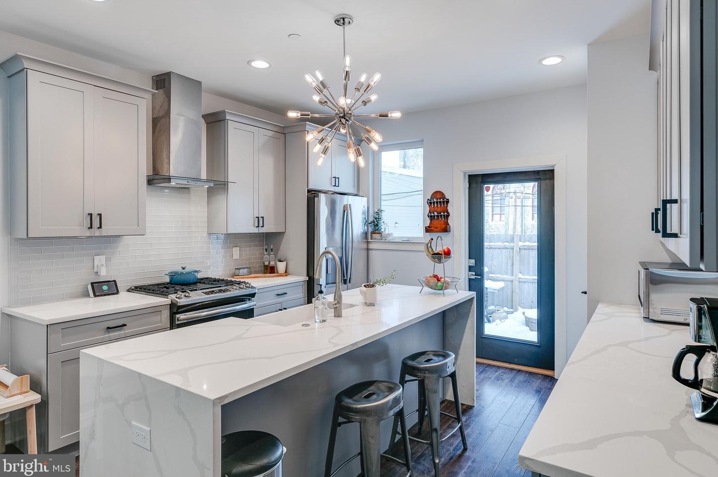 1410 Marston St, Philadelphia PA  19146-3733 exterior