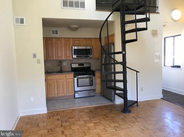 828 N 26th St #2nd Floor, Philadelphia, PA 19130