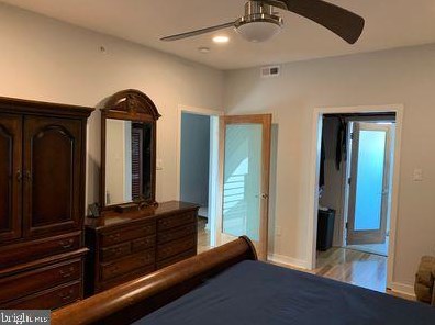 211 Roxborough Ave, Philadelphia PA 19128-5011 exterior