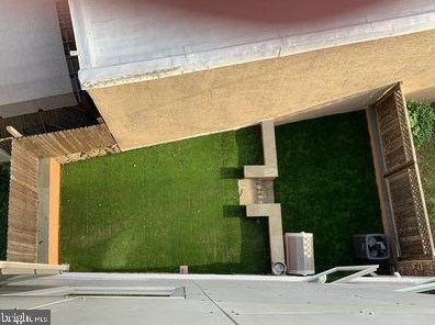 211 Roxborough Ave, Philadelphia PA 19128-5011 exterior