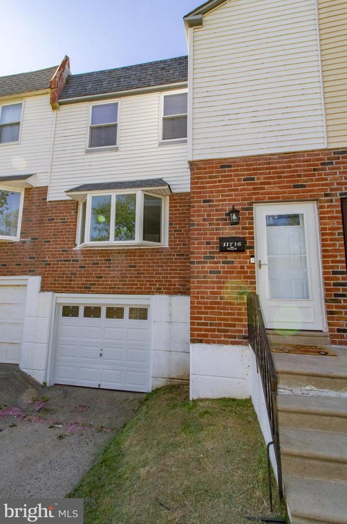 11716 Telfair Rd, Philadelphia, PA 19154-4318