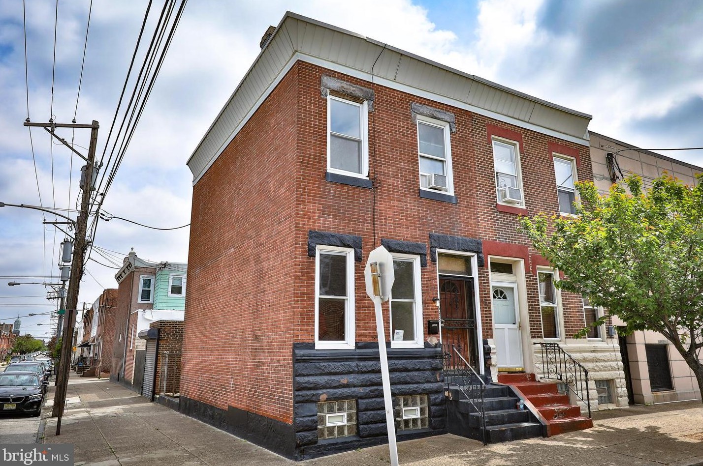 2533 E Monmouth St, Philadelphia, PA 19134