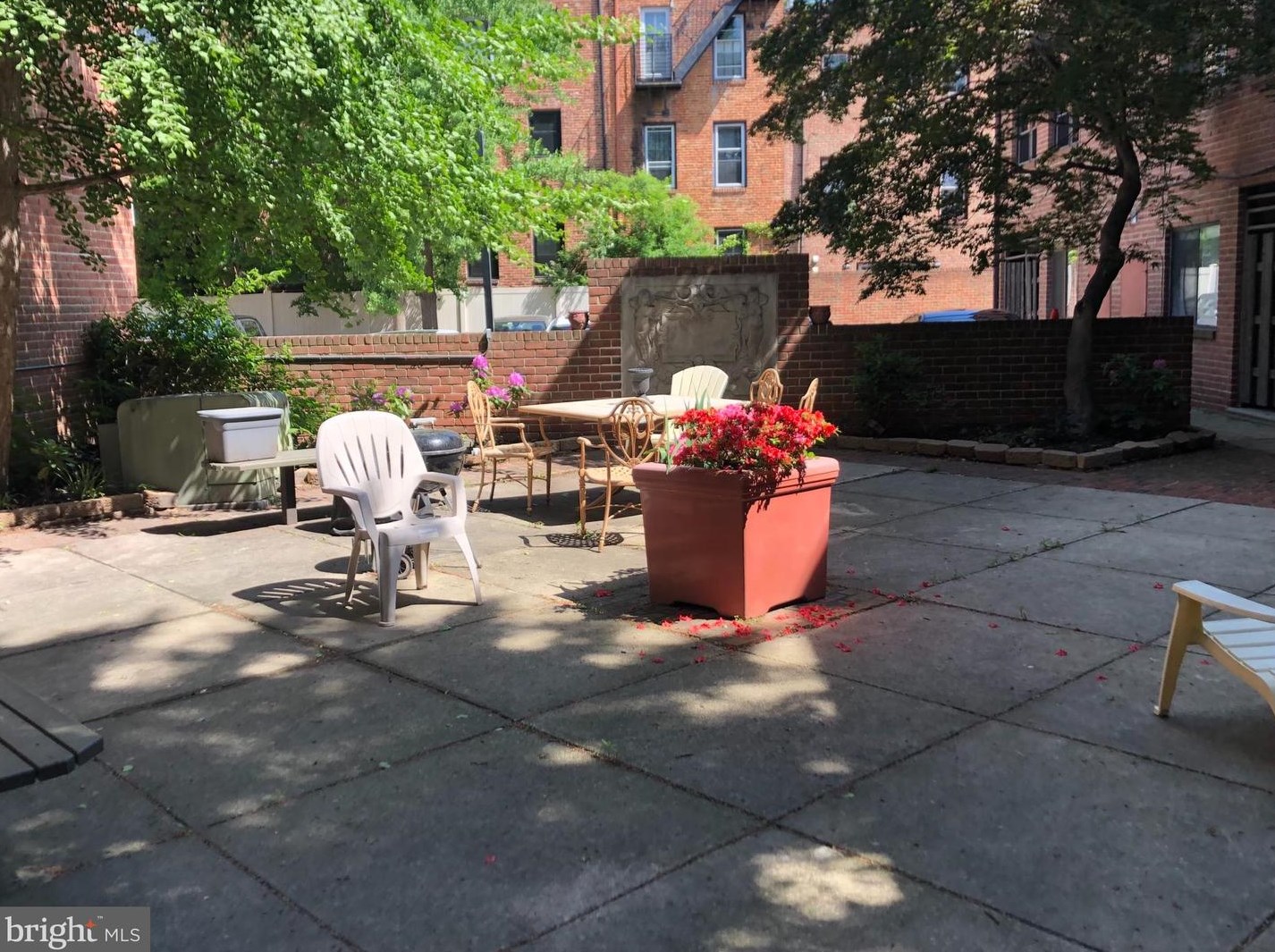1217 South St, Philadelphia PA  19147-1820 exterior