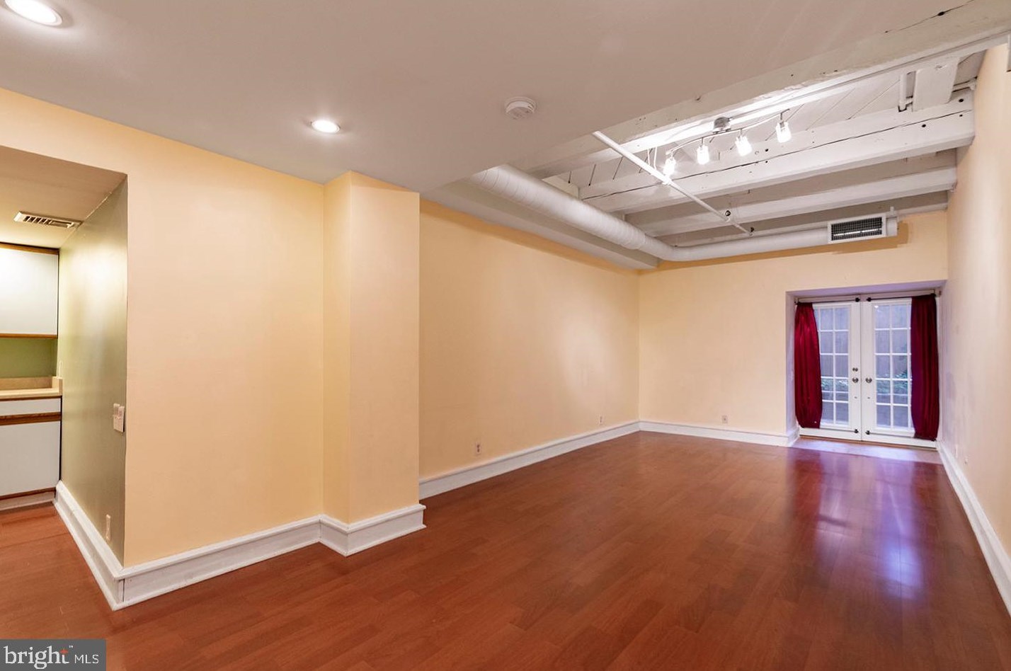 301 Race St #c5, Philadelphia, PA 19106