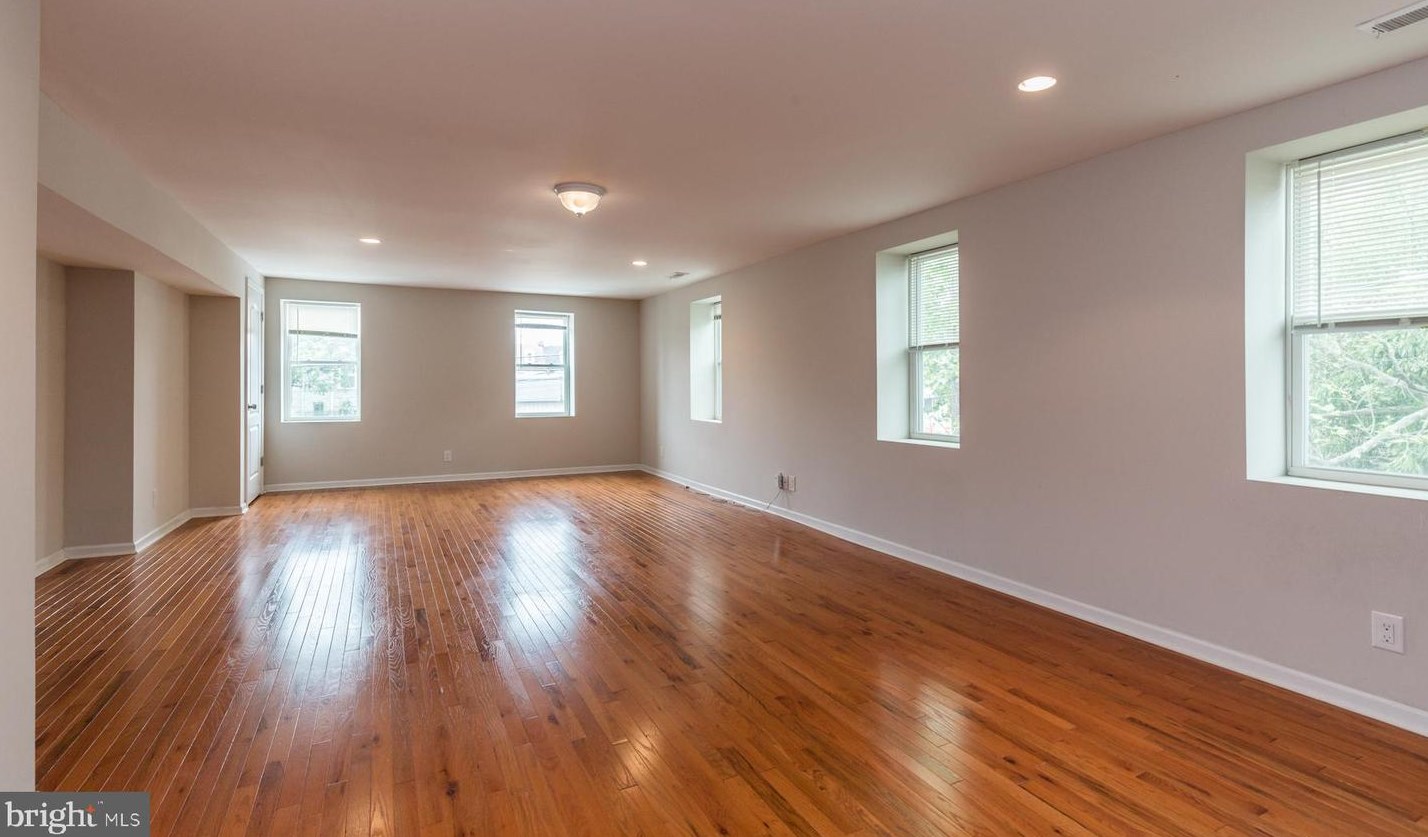1127 E Susquehanna Ave #2, Philadelphia, PA 19125