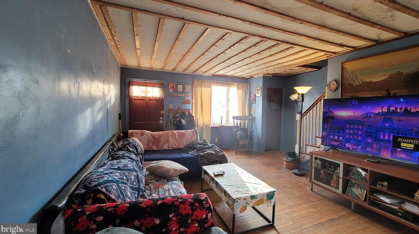 4409 Shelmire Ave, Philadelphia, PA 19136-3705